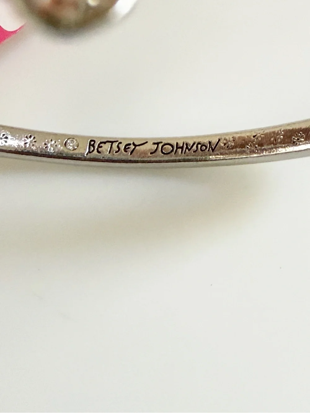 Betsey Johnson Garden Flowers Rhinestone Silver Tone Hinge Bracelet NWT